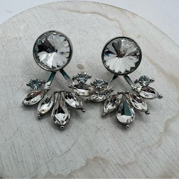 Two-way rhinestone studded sparkle fancy elegant post earrings - Picture 8 of 10